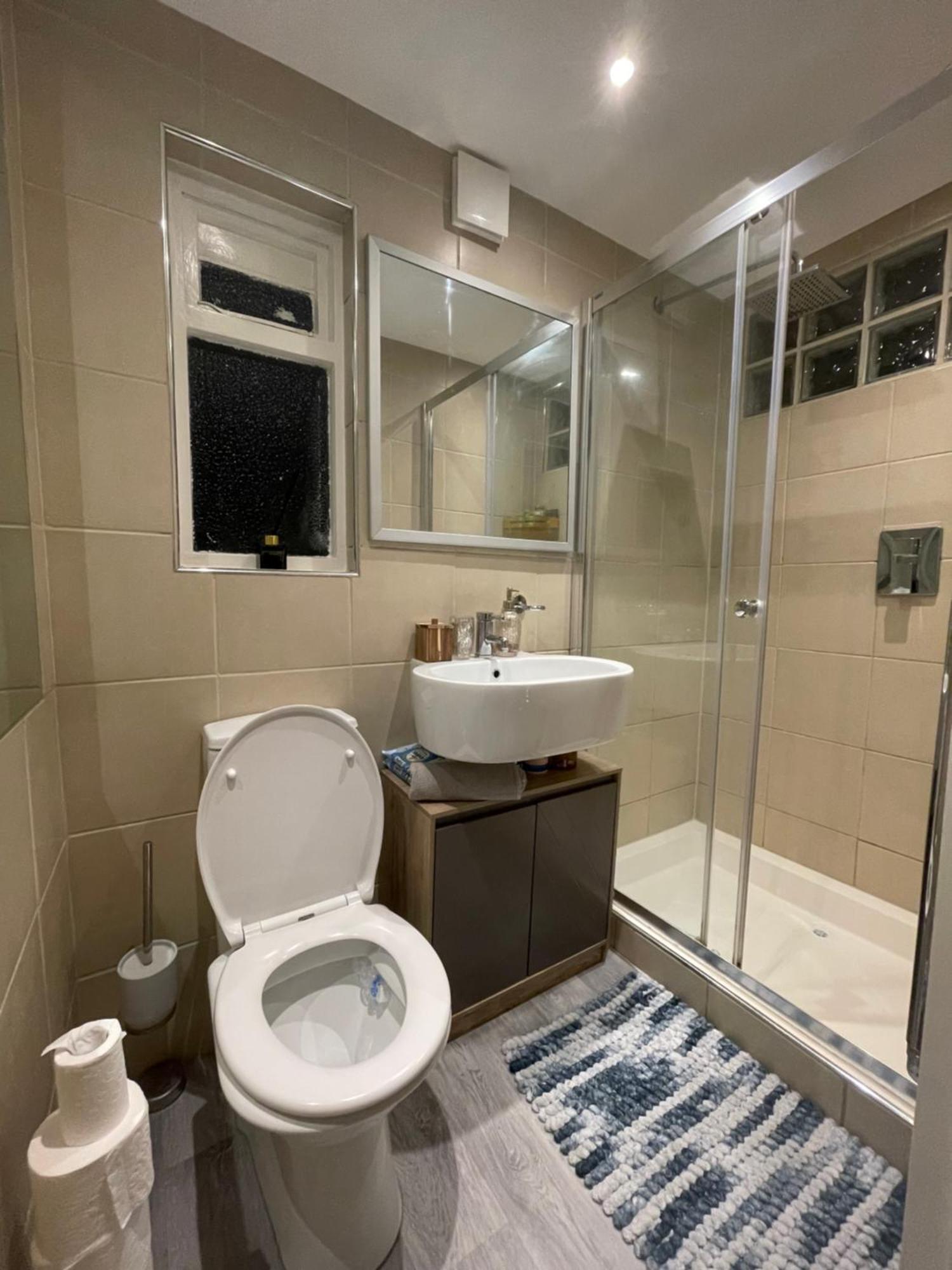 Queen Bedroom In Maida Vale ロンドン エクステリア 写真